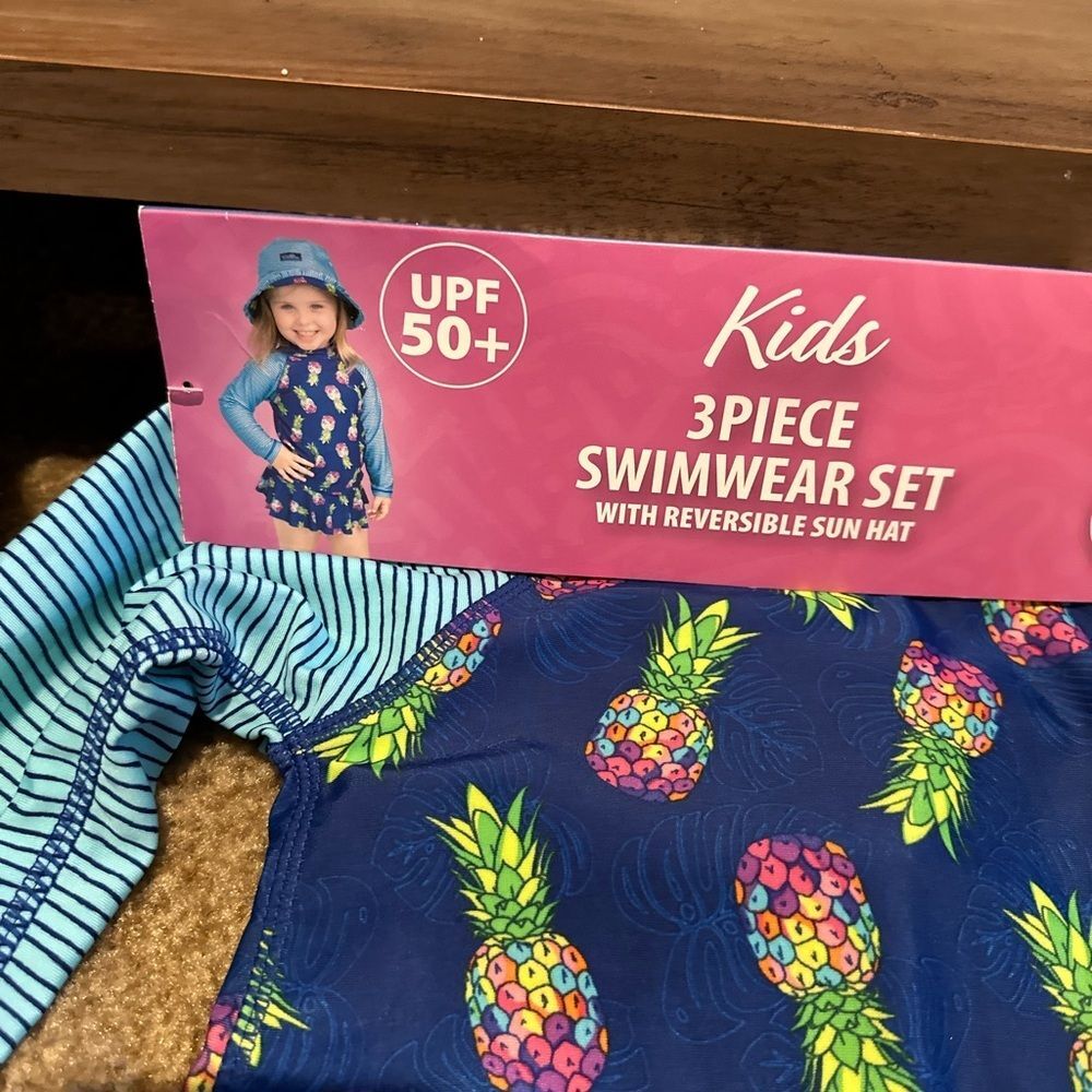 New UV Skinz Kids 3 Pc Swimwear Set Hat Rashguard Top and Swim Skirt Size 3T - Picture 2 of 9